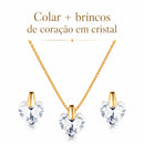 Colar Dourado de Coração em Cristal
